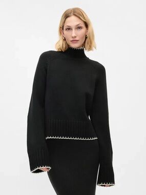 Gap CashSoft Crop Sweater | Black + White Whipstitch | Size M | NWOT